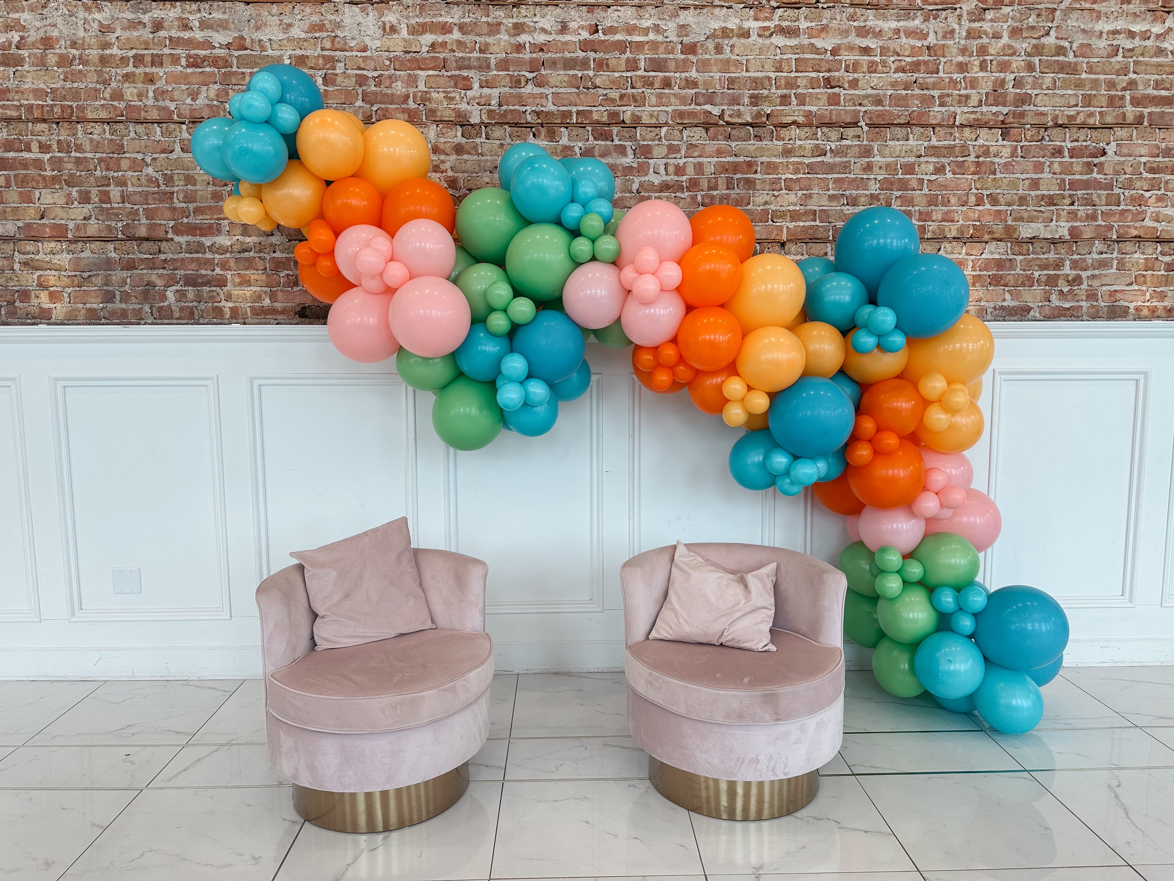 8' Balloon Garland - INFLATED
